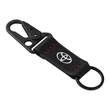 Kép 1/3 - Toyota KULCSTARTÓ, toyota ajándék, toyota kiegészítők, toyota termékek, Toyota BŐR KULCSTARTÓ, Toyota KARÁCSONY, Toyota LIFE STYLE, Toyota AJÁNDÉK FÉRFIAKNAK