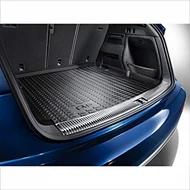 audi_q8_csomagtertalca_4M8061180