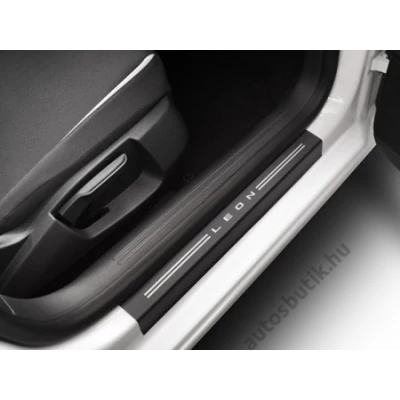 KÜSZÖBBORÍTÁS, SEAT LEON ST (5F) NEMESACÉL HATÁSÚ