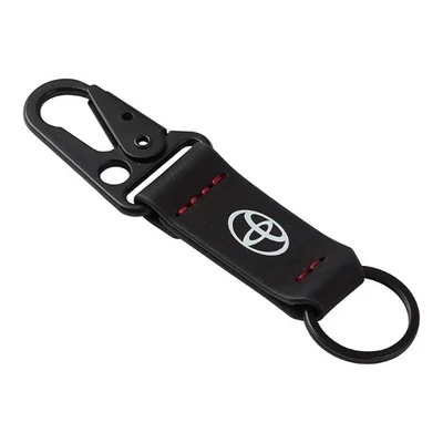 Toyota KULCSTARTÓ, toyota ajándék, toyota kiegészítők, toyota termékek, Toyota BŐR KULCSTARTÓ, Toyota KARÁCSONY, Toyota LIFE STYLE, Toyota AJÁNDÉK FÉRFIAKNAK