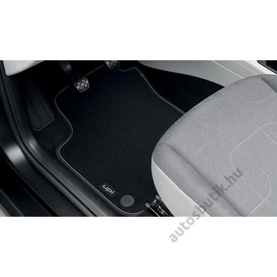 SZÖVETSZŐNYEG GARNITÚRA, VOLKSWAGEN UP (121)