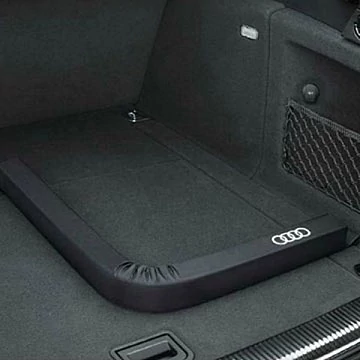 AUDI CSOMAGTÉR ELVÁLASZTÓ