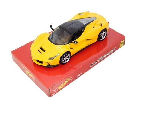 FERRARI MODELLAUTÓ, LA FERRARI F70 1:24 