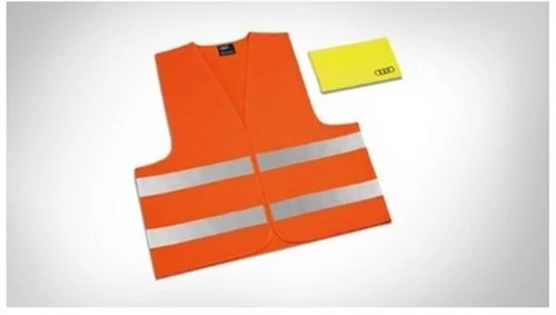 AUDI LÁTHATÓSÁGI MELLÉNY SZETT